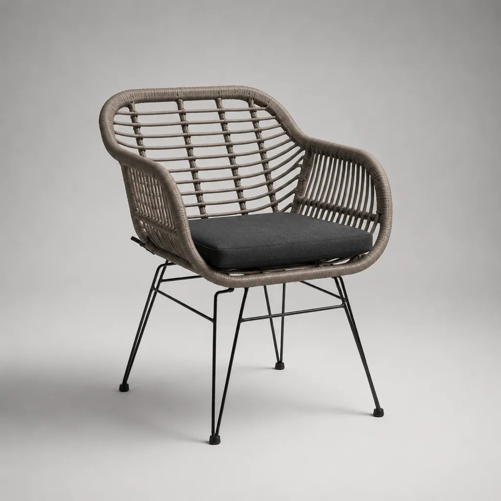 Esszimmerstuhl mit Armlehnen aus PE-Rattan und Stahl, Taupe/Anthrazit/Schwarz, 60 × 62 × 82 cm